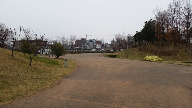 首陵園の風景